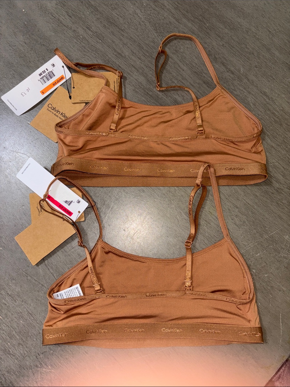 Calvin Klein - NWT- Seamless unlined Bralette Duo - Picture 3 of 5